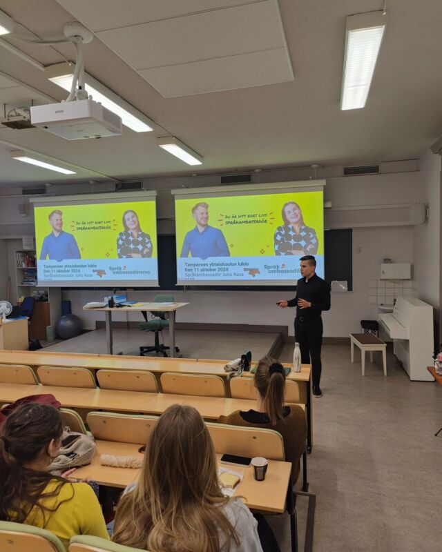 Idag fick vi besök av språkambassadören Juho Rasa. Han berättade om sina studier på Hanken och uppmuntrade alla att lära sig olika språk.

Tusen tack Juho för din intressanta presentation!🇸🇪

@sprakambassadorerna
#tyktre