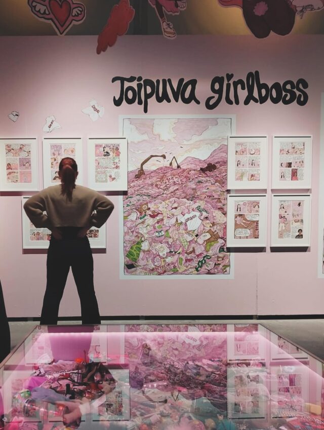 Tykkiläiset suosittelevat! Äikäntunti vietettiin tänään Työväenmuseo Werstaalla Riina Tanskasen näyttelyssä. Pureksittavaa ja tuumattavaa riitti! #tyktre