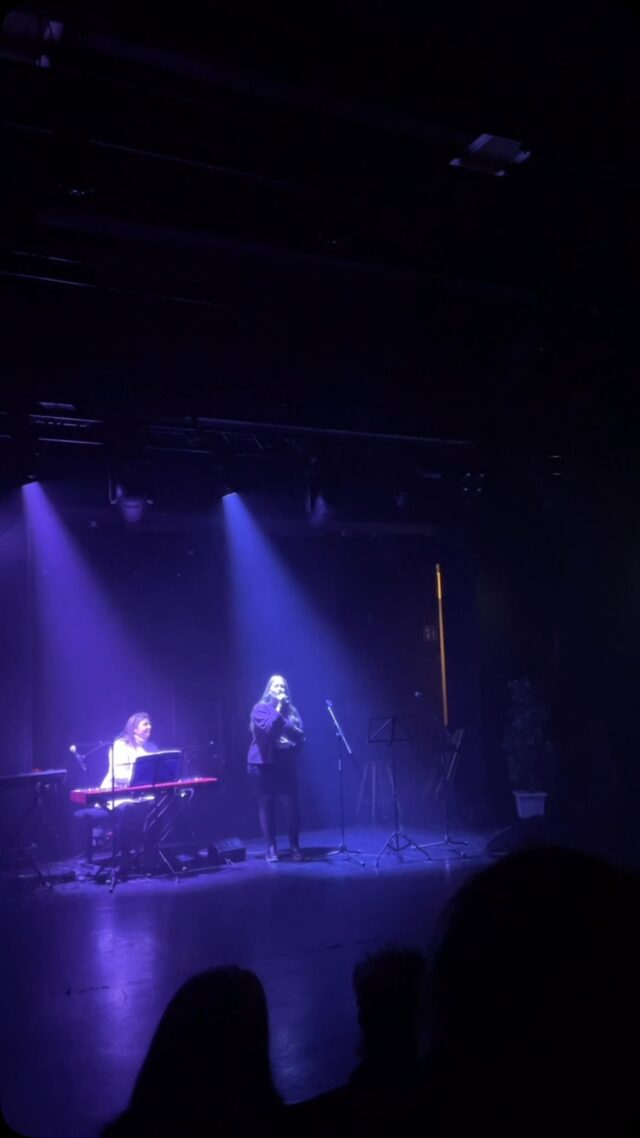 Tänään musan näytön paikoissa kuultiin upeita esityksiä laidasta laitaan musiikin ja musiikki-ilmaisun opintojaksoilta. Suuret aplodit kaikille esiintyneille! #tyktre #ilmaisutaito